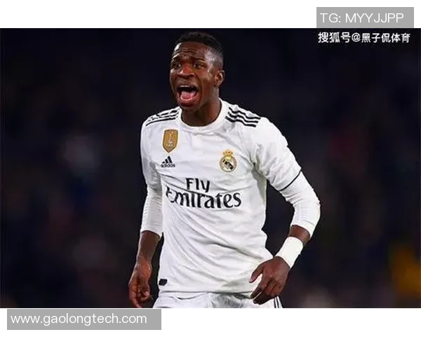 2018年全球足球明星财富排行榜揭晓谁是最富有的球员和他的收入来源分析