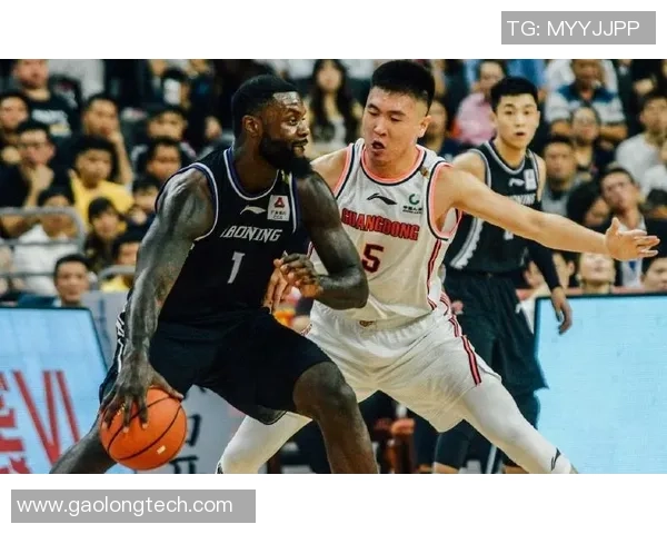 成都篮球队强势领跑城市联赛积分榜总分73分展现冠军实力