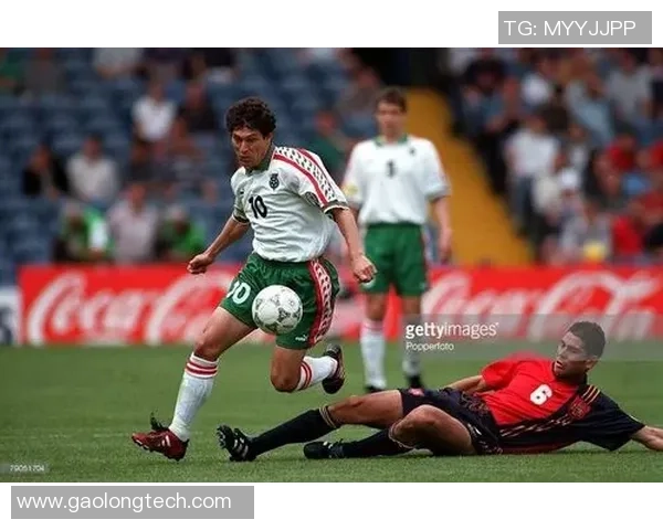 足球明星的名字背后隐藏的故事与他们的星光人生